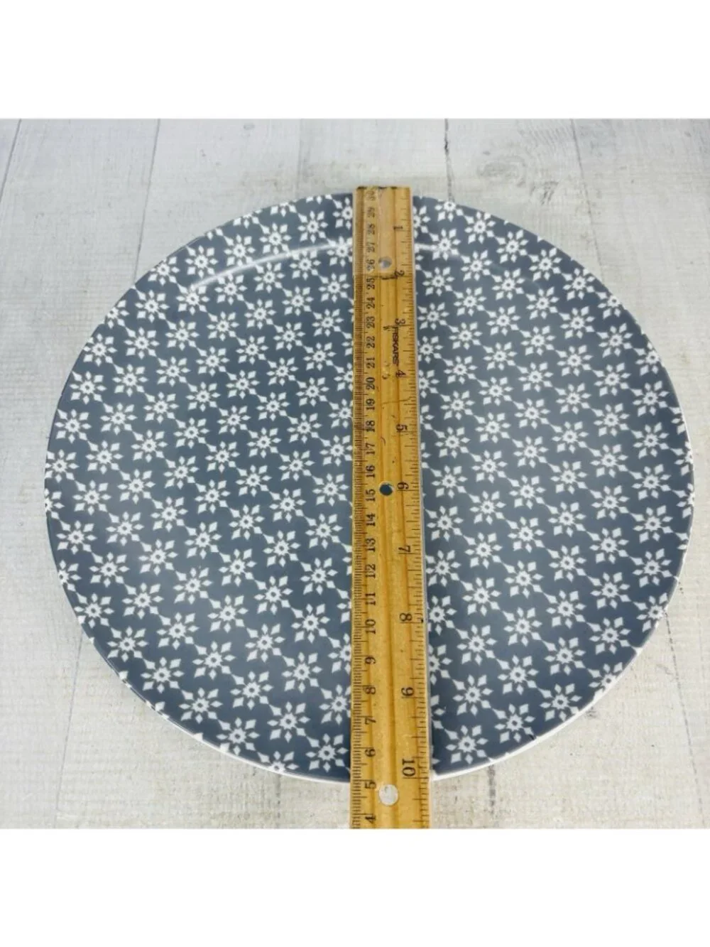 Mainstays FLORAL White Gray Ceramic Round Dishwasher Safe Dinner Plates Set of 4
